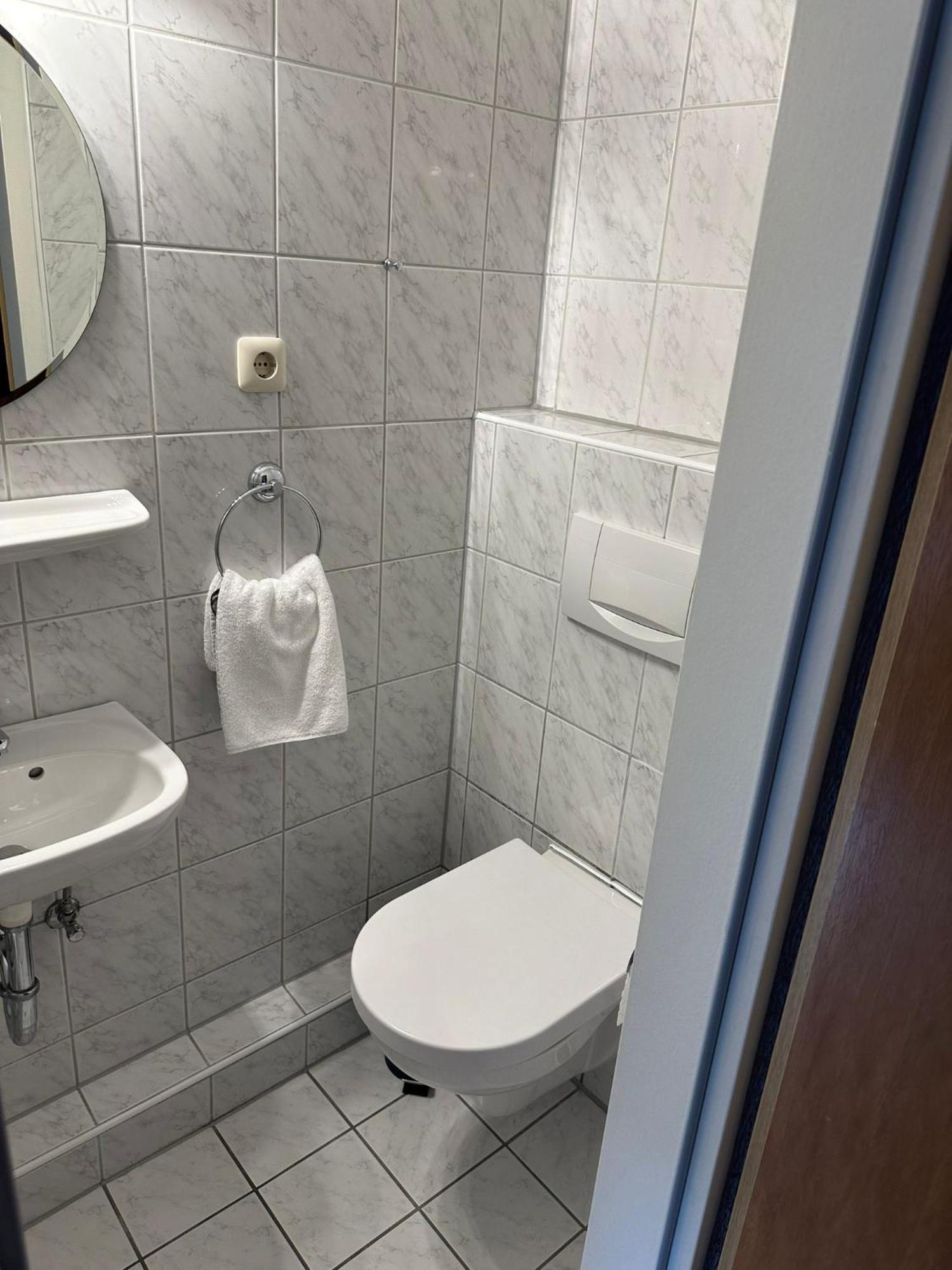 Hotel Bff Airport Messe Schlaf - Duesseldorf מראה חיצוני תמונה