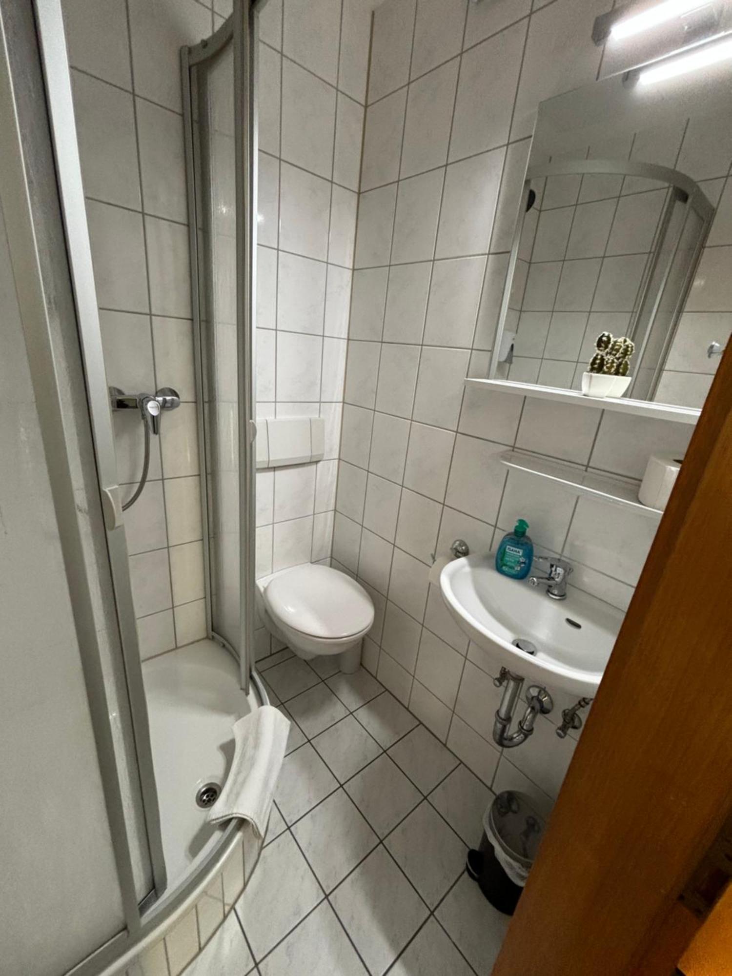 Hotel Bff Airport Messe Schlaf - Duesseldorf מראה חיצוני תמונה